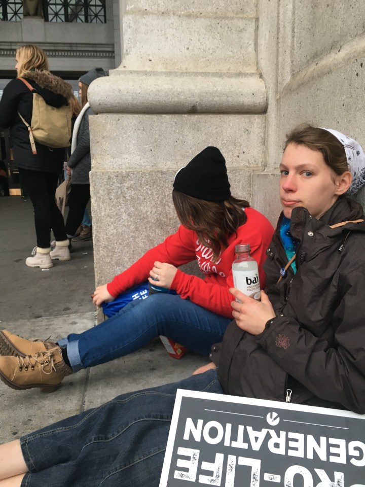 9ADBA339-9012-4D05-95E1-007406CC618C